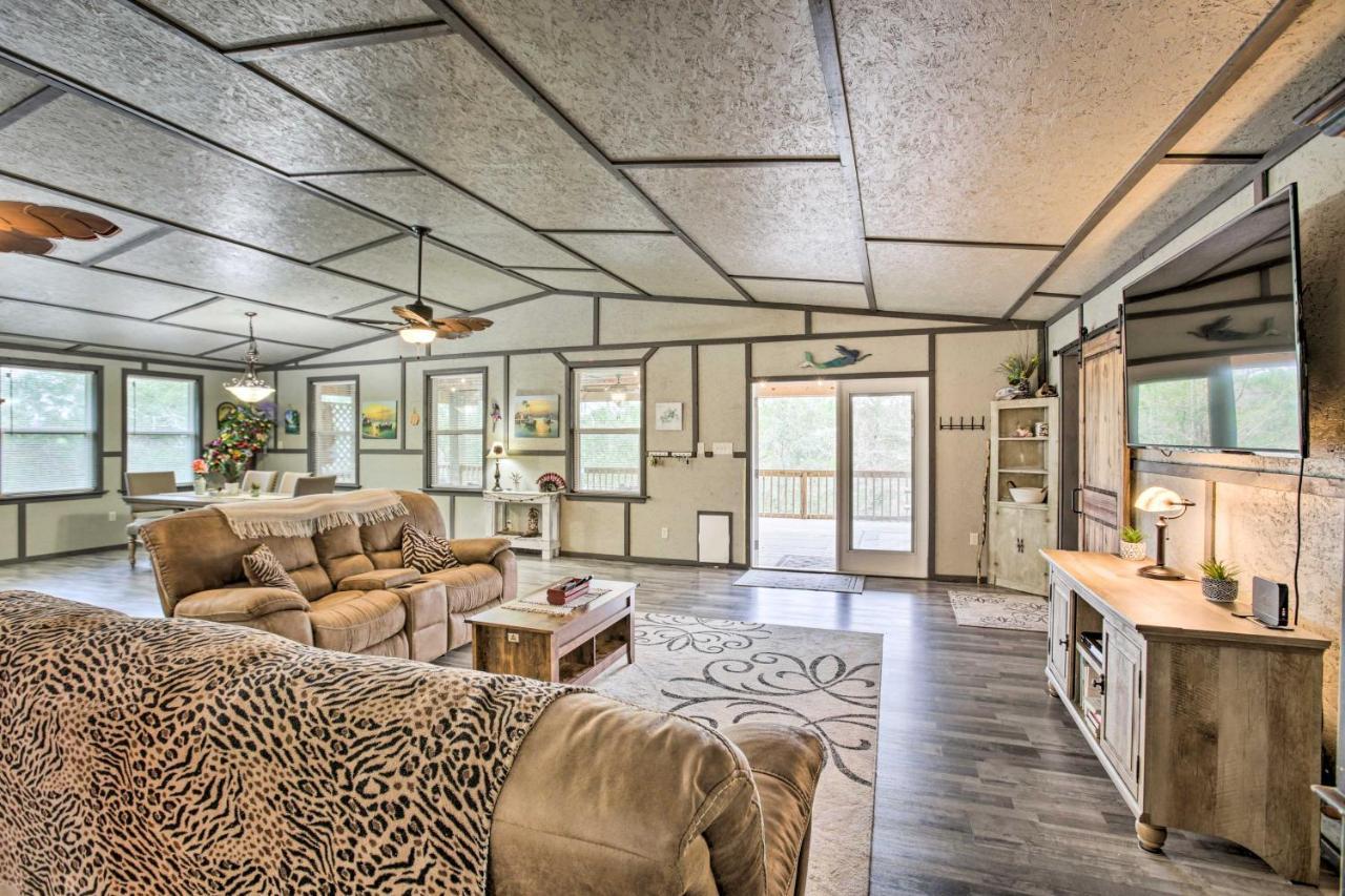 Waterfront Bay St Louis Beach House With Deck!Bay St. Louis エクステリア 写真